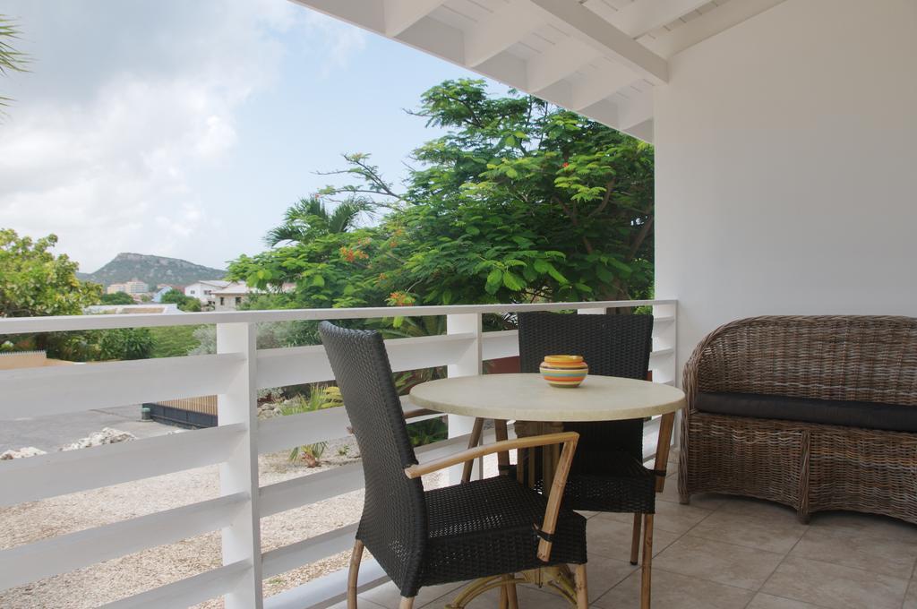 Bantopa Apartments Willemstad Room photo